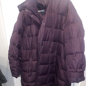 Two pocket land’s end down jacket